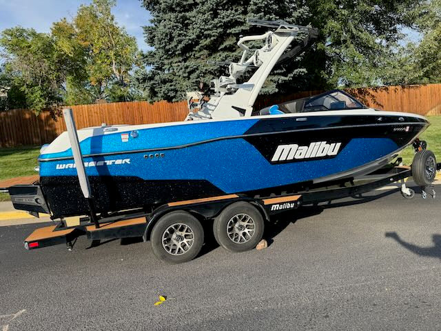 2021 Malibu 23 LSV - LT4 - MINT