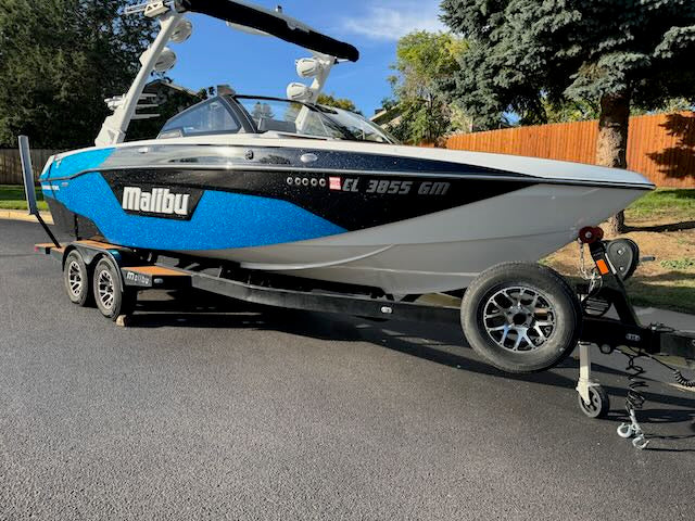 2021 Malibu 23 LSV - LT4 - MINT