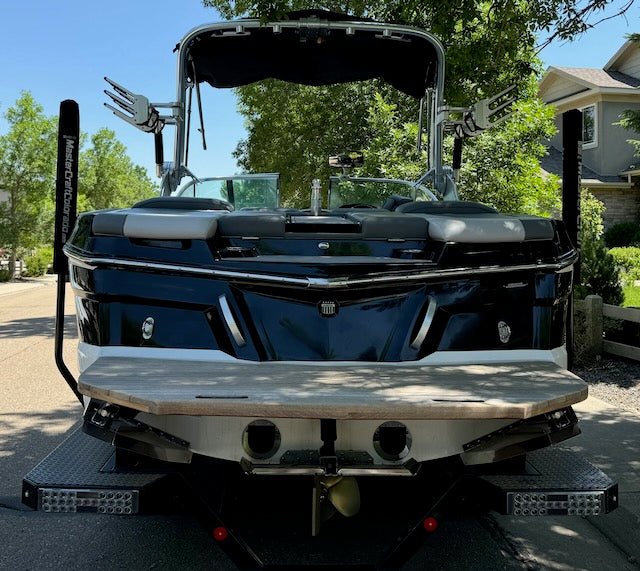 2020 MasterCraft XT22 - Low Hours - Warranty