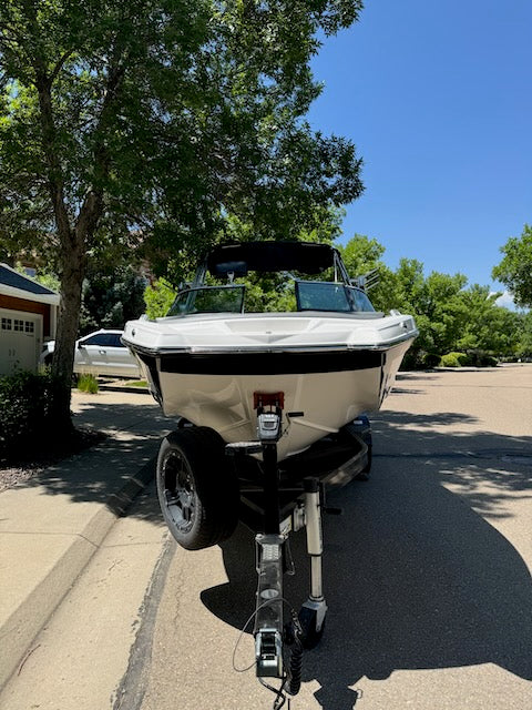 2020 MasterCraft XT22 - Low Hours - Warranty