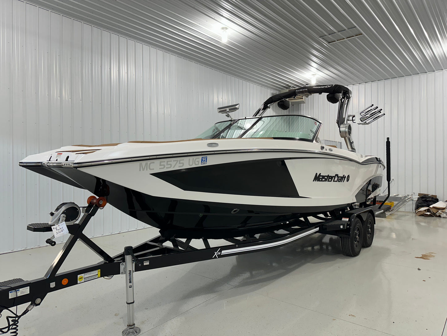 2019 MasterCraft X26 - 17 Hours - LIKE NEW