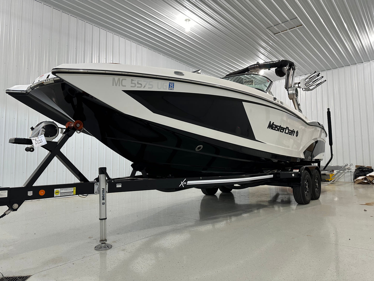 2019 MasterCraft X26 - 17 Hours - LIKE NEW