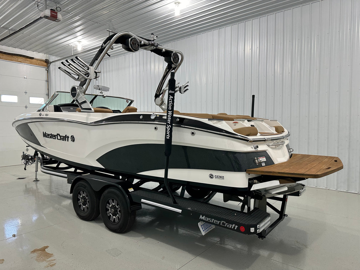 2019 MasterCraft X26 - 17 Hours - LIKE NEW