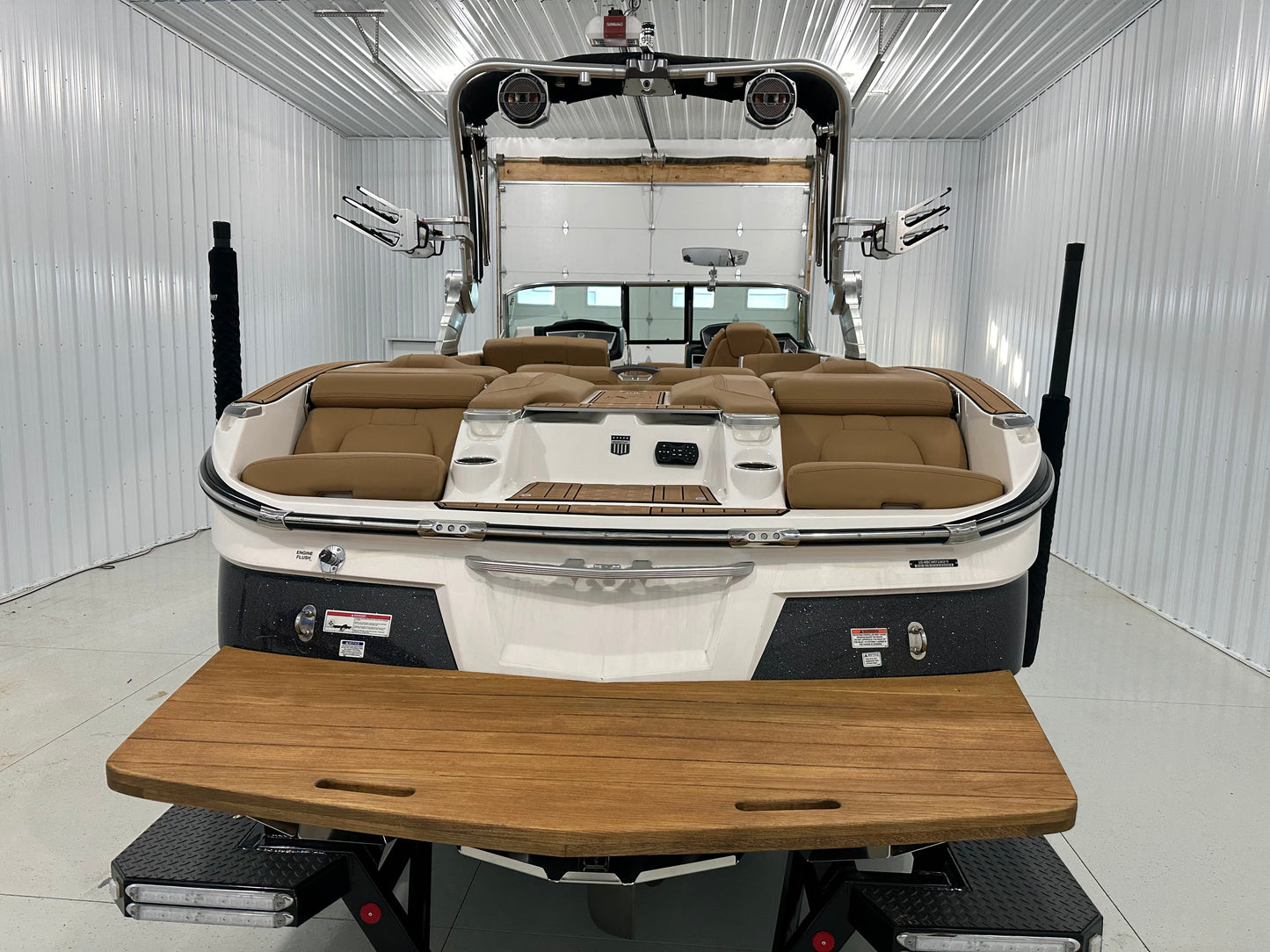 2019 MasterCraft X26 - 17 Hours - LIKE NEW