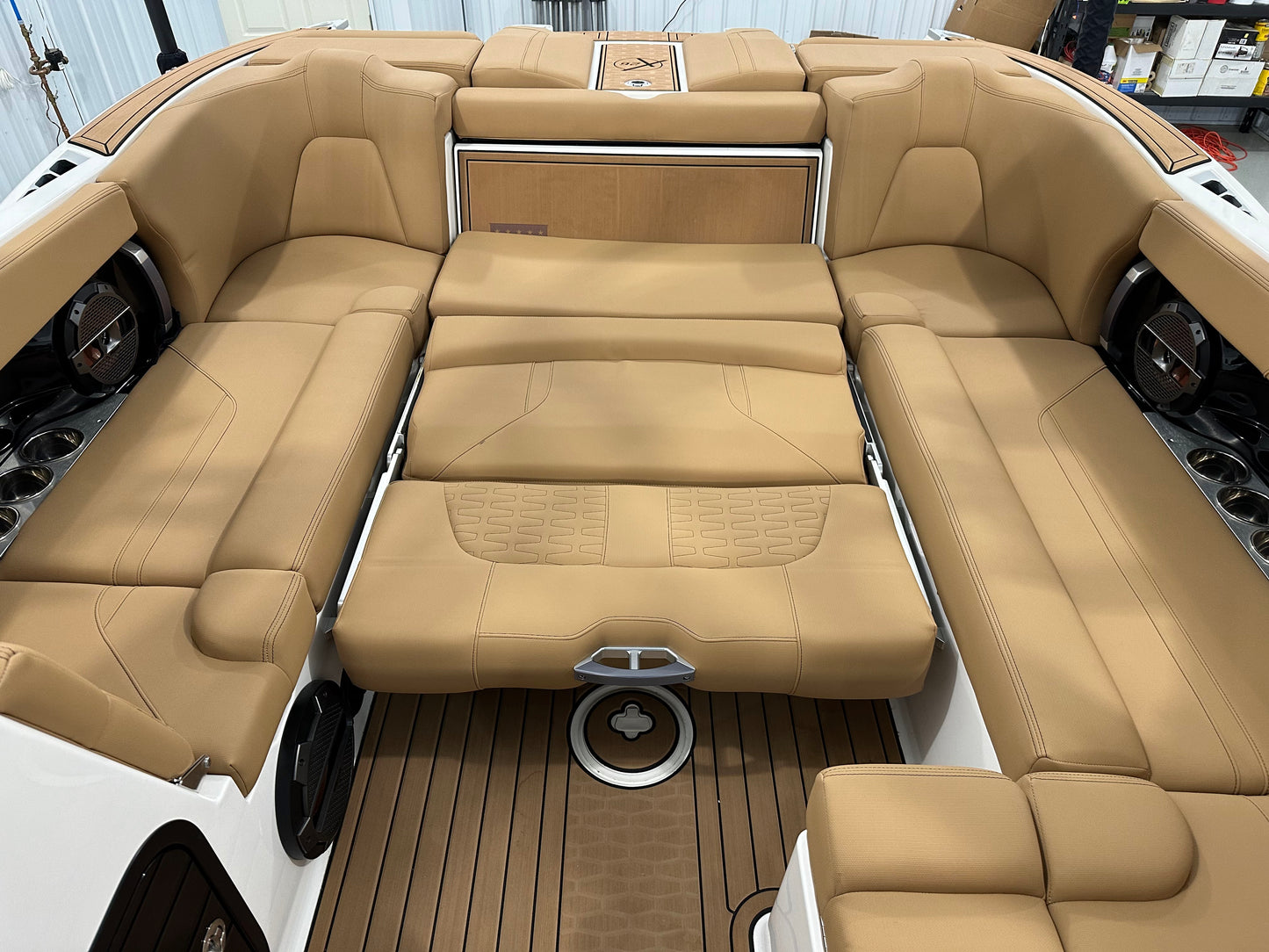 2019 MasterCraft X26 - 17 Hours - LIKE NEW