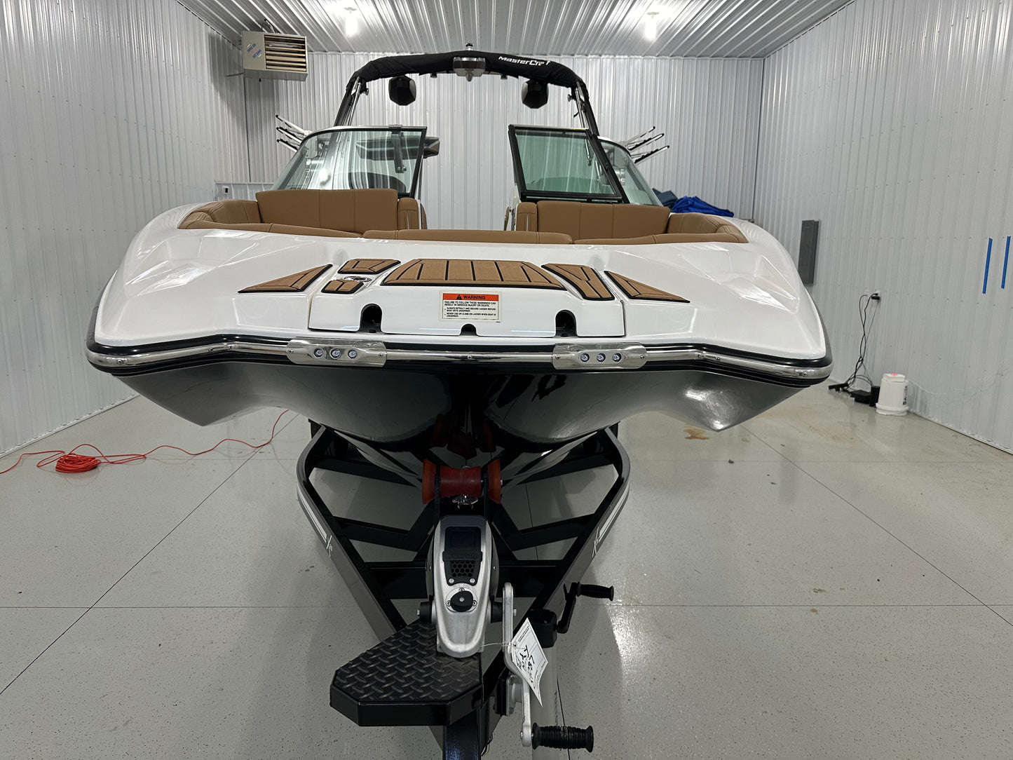 2019 MasterCraft X26 - 17 Hours - LIKE NEW