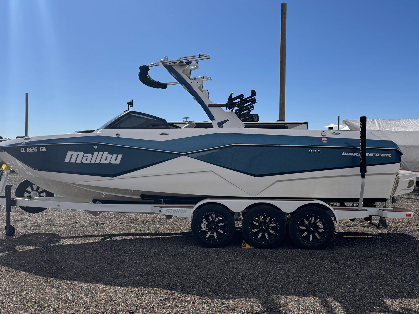 2022 Malibu 25 LSV - LT4 - Well Optioned - MINT