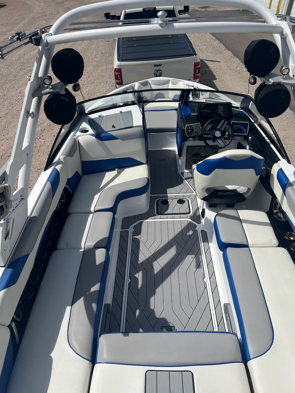 2018 Malibu 23 LSV - CLEAN - Warranty