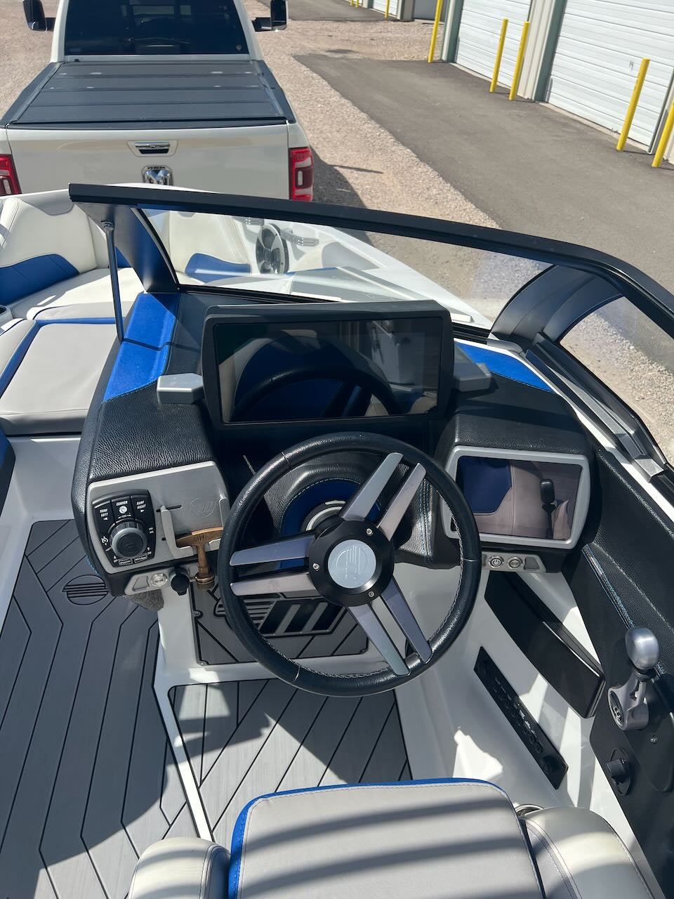 2018 Malibu 23 LSV - CLEAN - Warranty