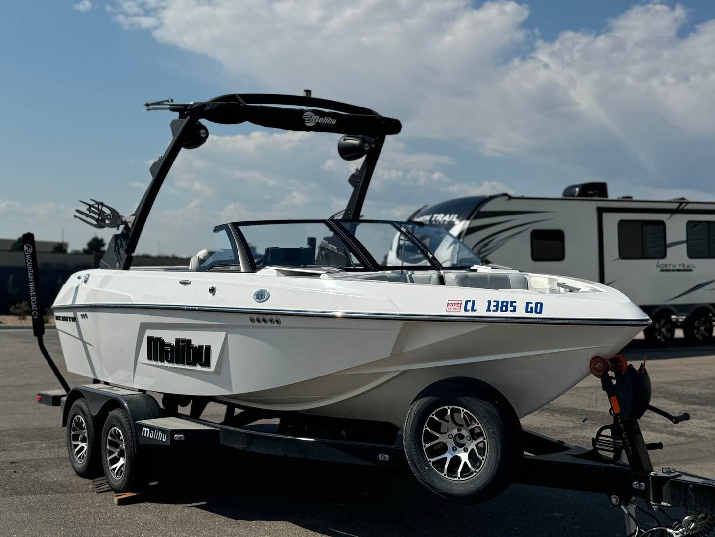 2023 Malibu 20' VTX Diamond Hull - LIKE NEW