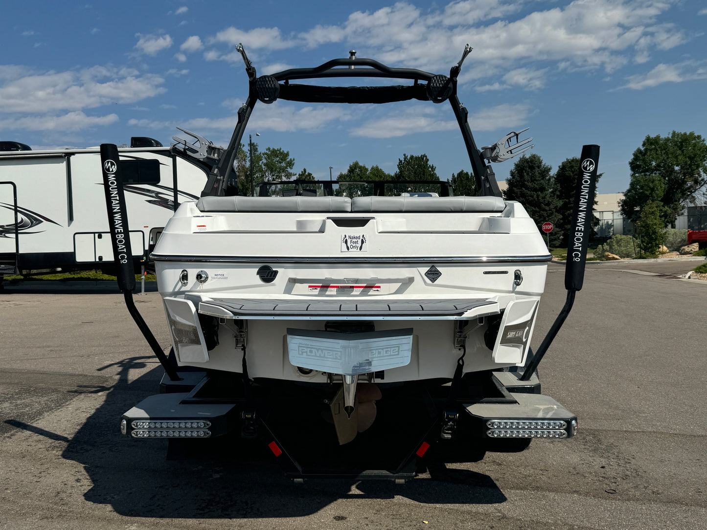 2023 Malibu 20' VTX Diamond Hull - LIKE NEW