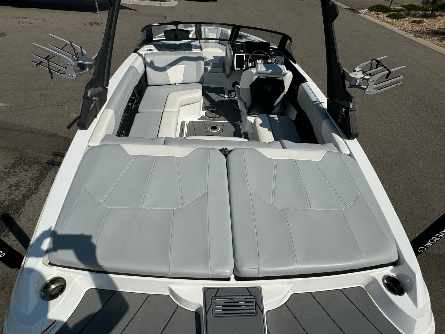 2023 Malibu 20' VTX Diamond Hull - LIKE NEW