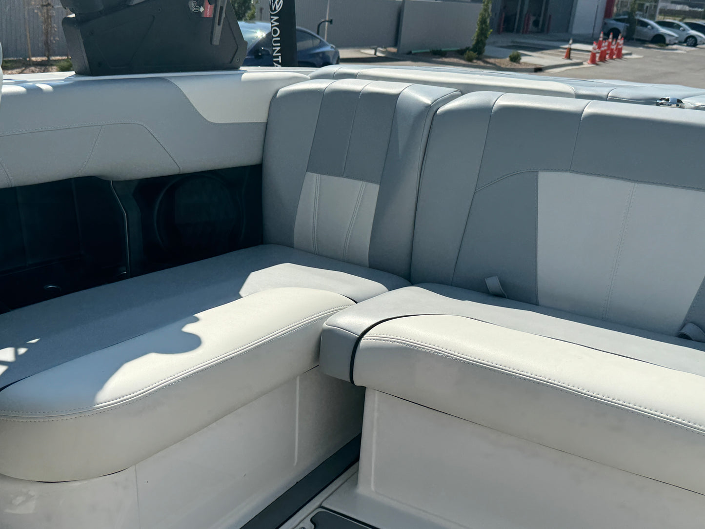 2023 Malibu 20' VTX Diamond Hull - LIKE NEW