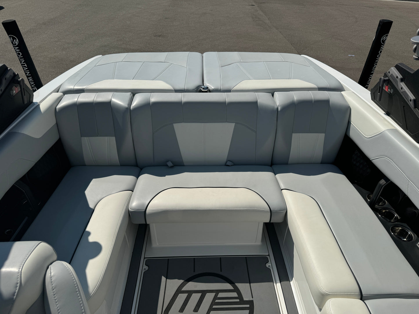 2023 Malibu 20' VTX Diamond Hull - LIKE NEW