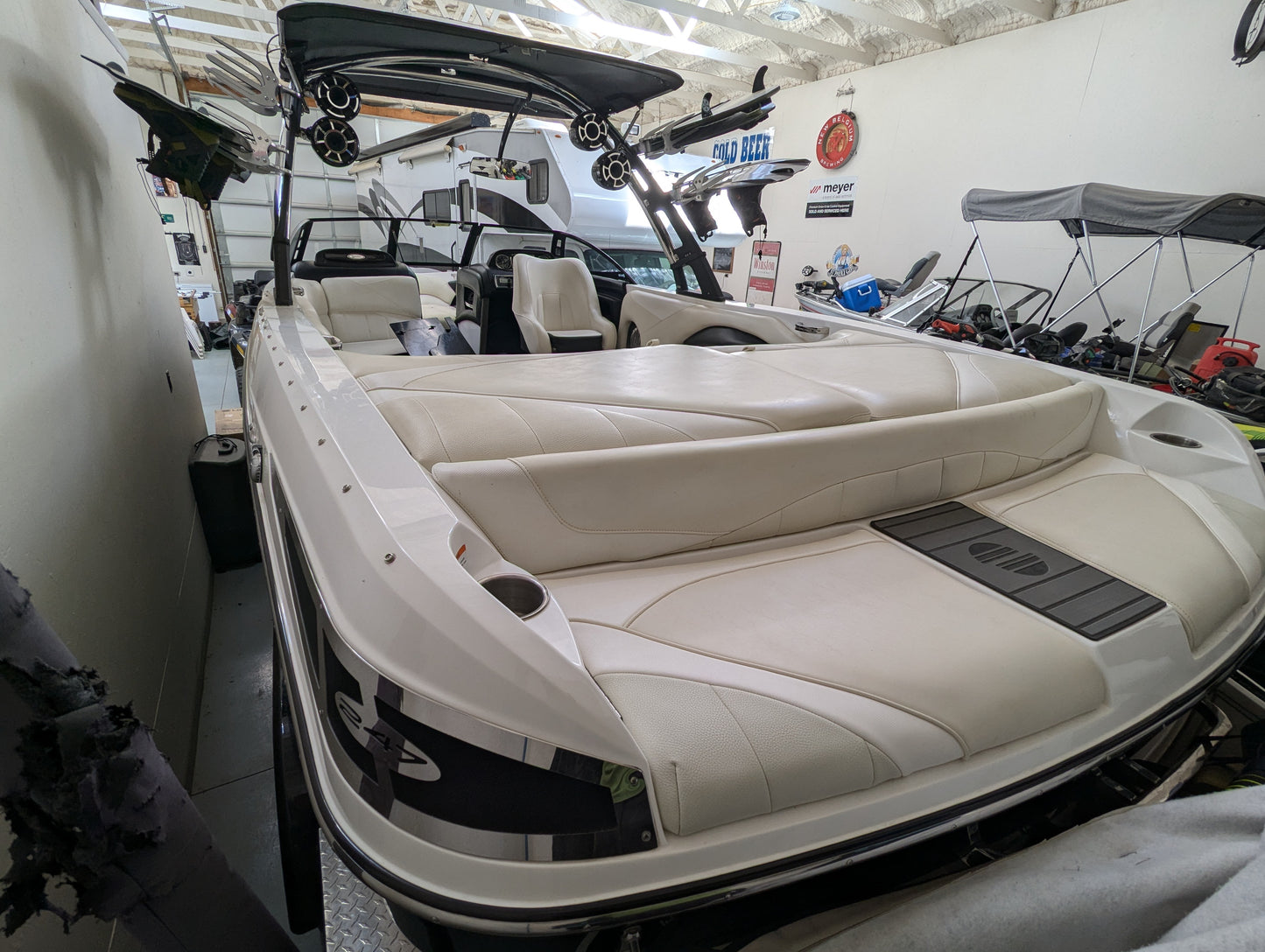 2013 Malibu 247 LSV - UNICORN - LOW HOURS